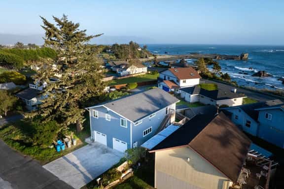 Sea View at Lipowitz - Image 1